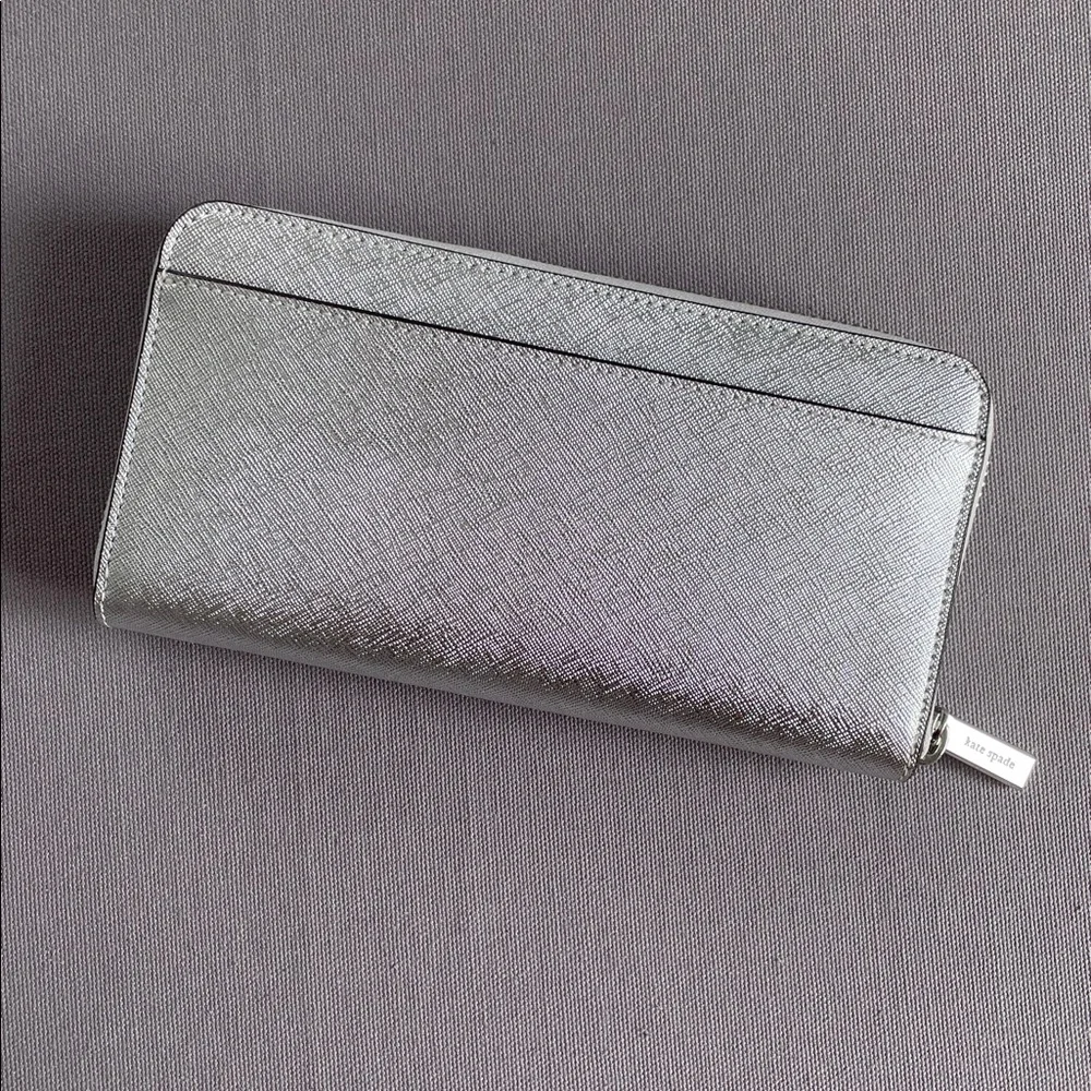 Kate Spade Kenzie Silver Metallic Purse & Wallet - Picture 14 of 16